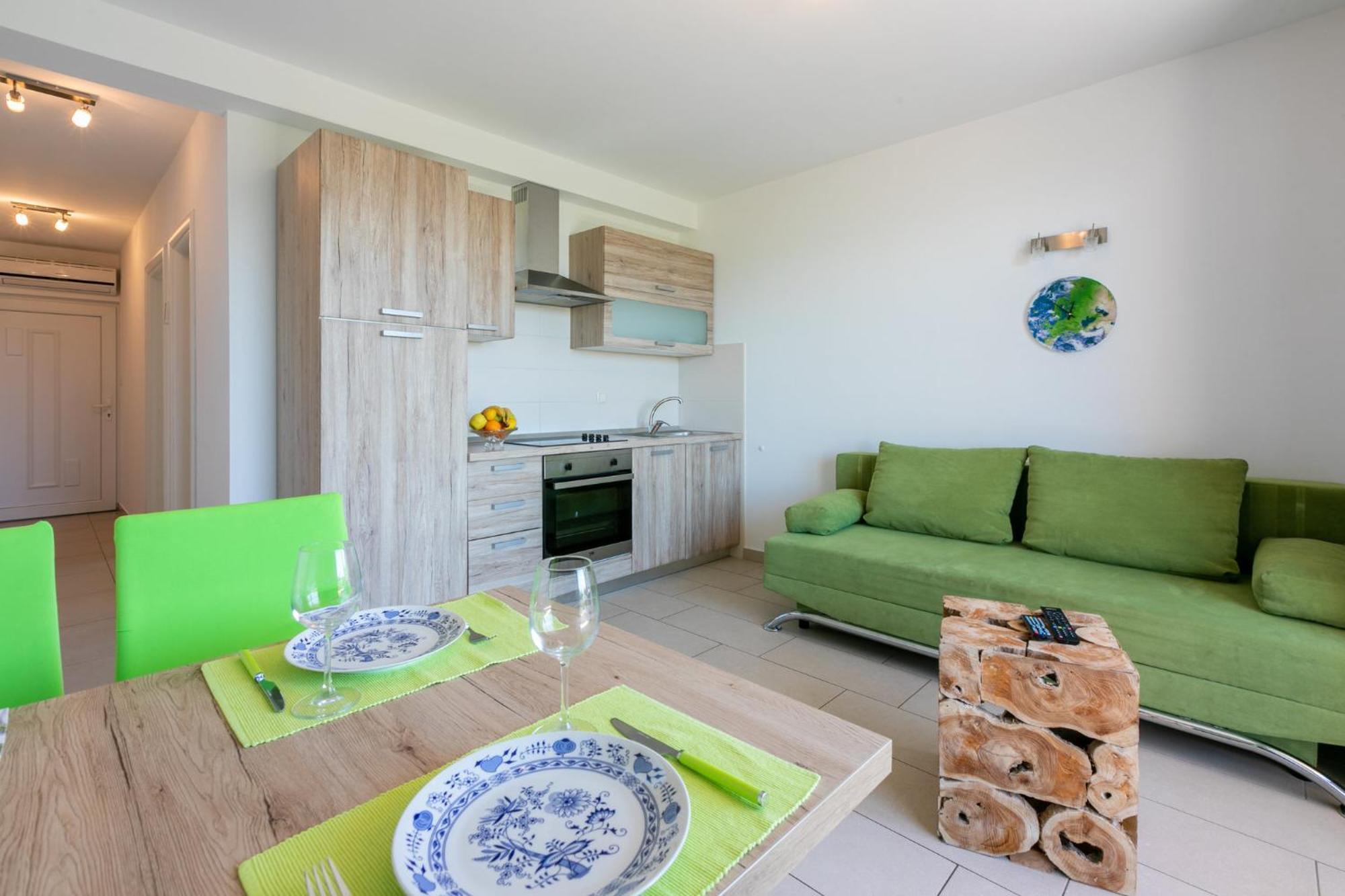 Ferienwohnung Domino Dramalj Exterior foto