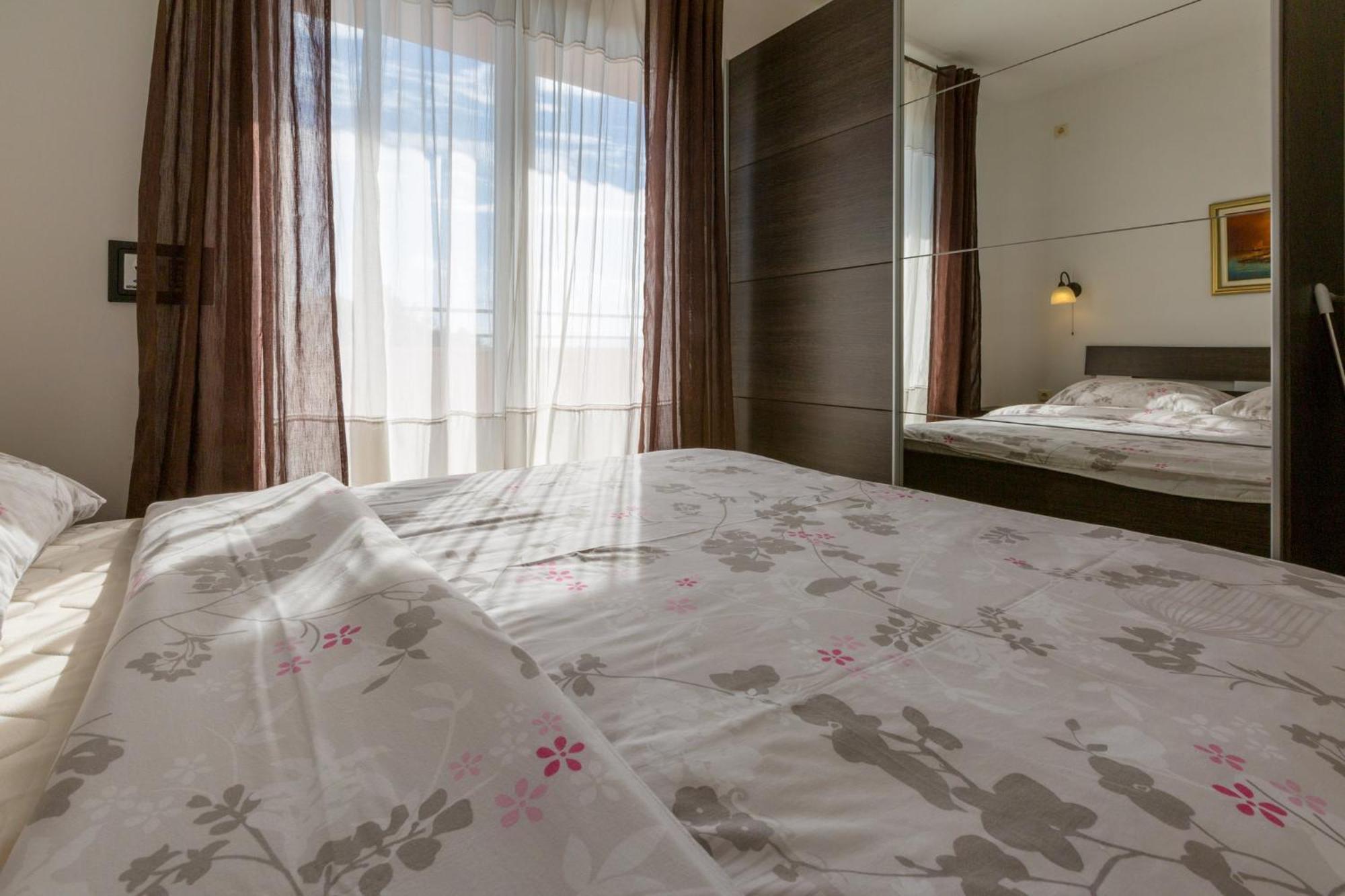 Ferienwohnung Domino Dramalj Zimmer foto